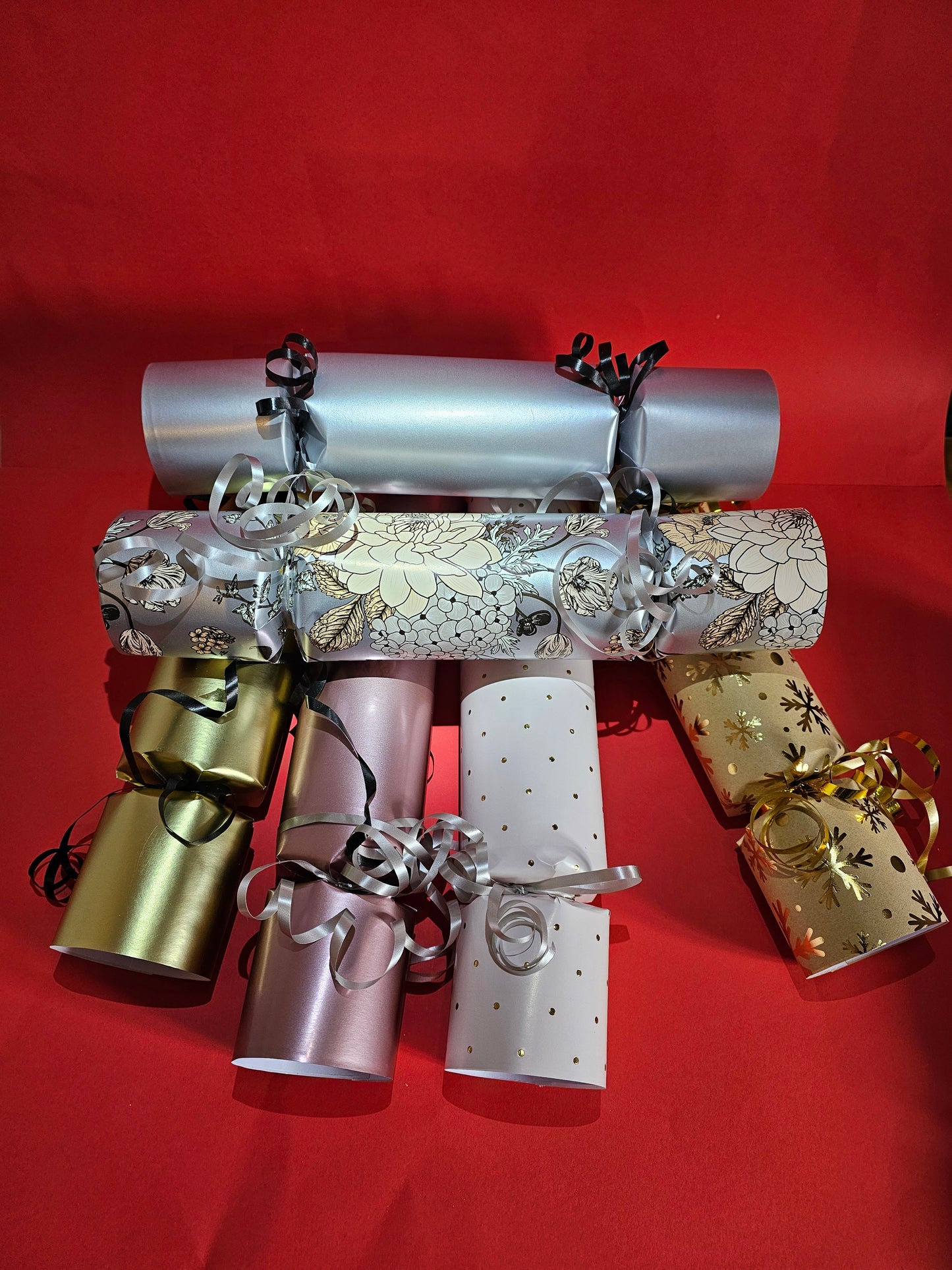 Parties. Family Crackers. Pack of 6 for €60